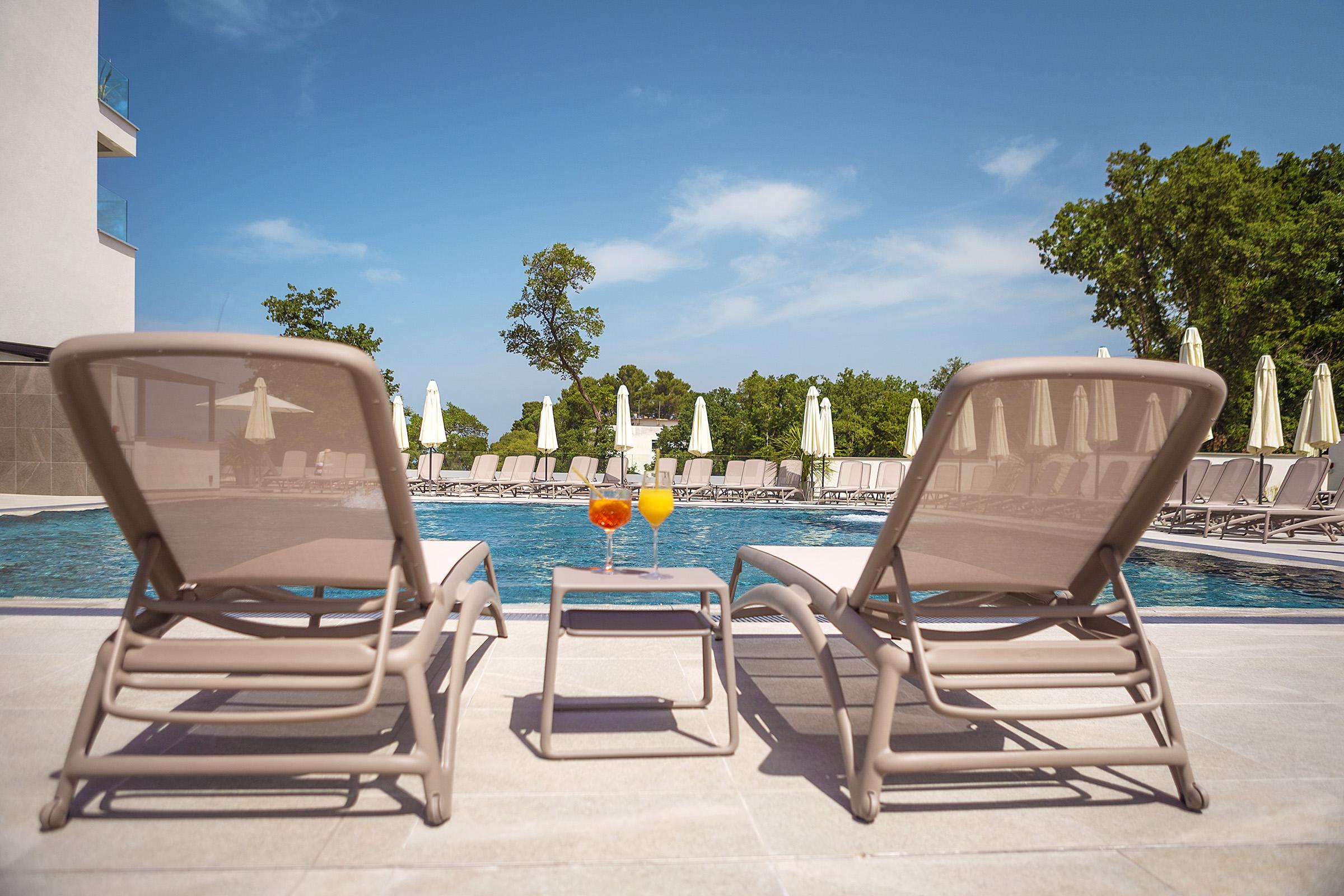 Luxury Hotel Riva Малинска Екстериор снимка